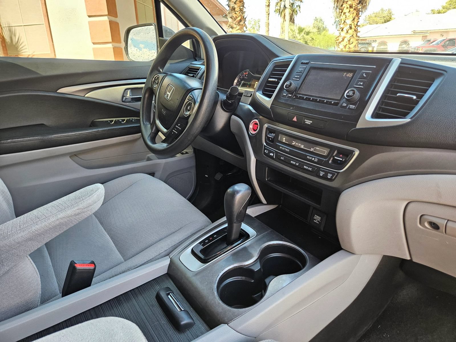 Used 2017 Honda Pilot LX image 19