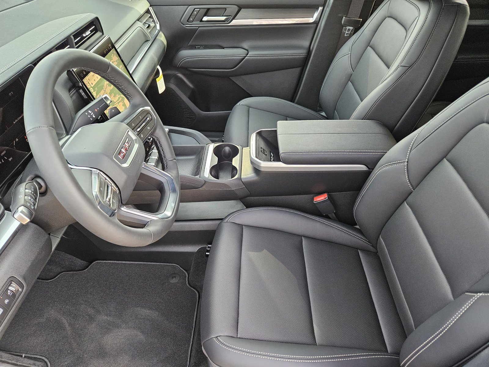 New 2027 GMC Terrain Elevation w/ Elevation Premium Package FWD image 9