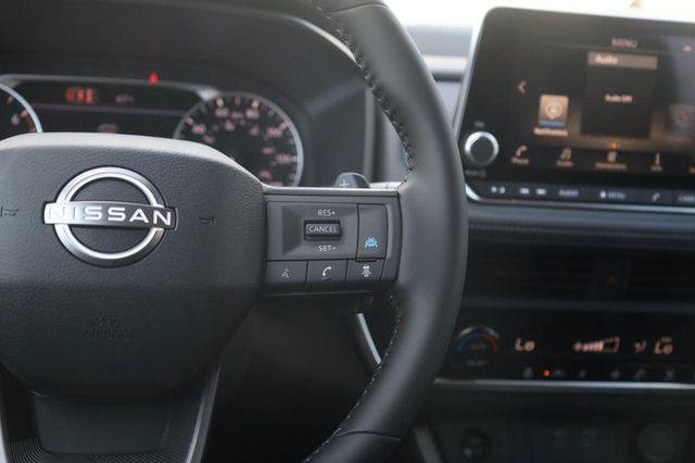New 2026 Nissan Rogue SV w/ Cold Weather Package AWD/4WD image 9