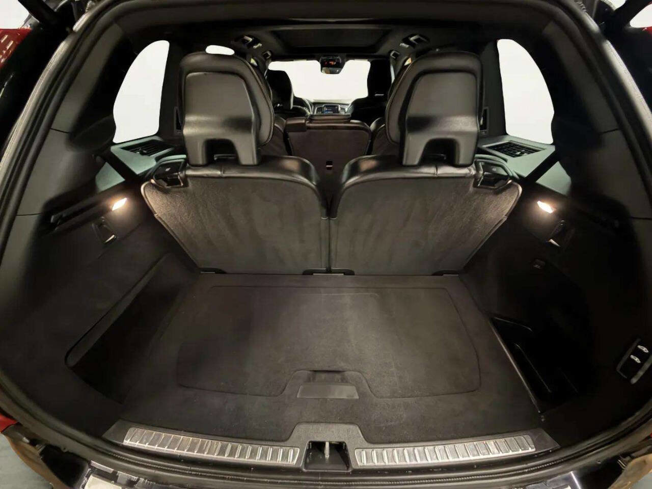Used 2019 Volvo XC90 T6 R-Design w/ Protection Package Premier image 6