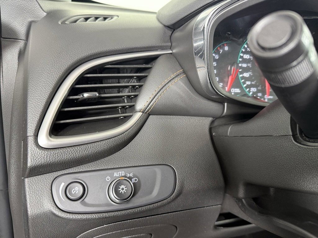 Used 2022 Chevrolet Trax LS w/ Tint and Cruise Package image 19