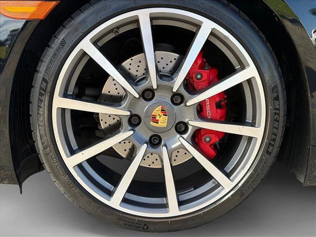 Used 2018 Porsche 718 Cayman S image 19