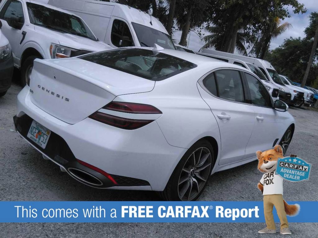 Used 2025 Genesis G70 2.5T image 3