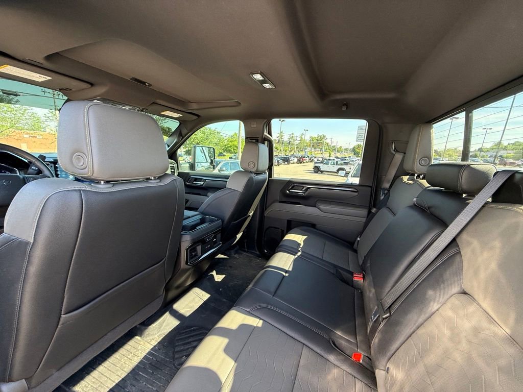 Used 2024 Chevrolet Silverado 2500 ZR2 w/ ZR2 Bison Edition AWD/4WD image 25
