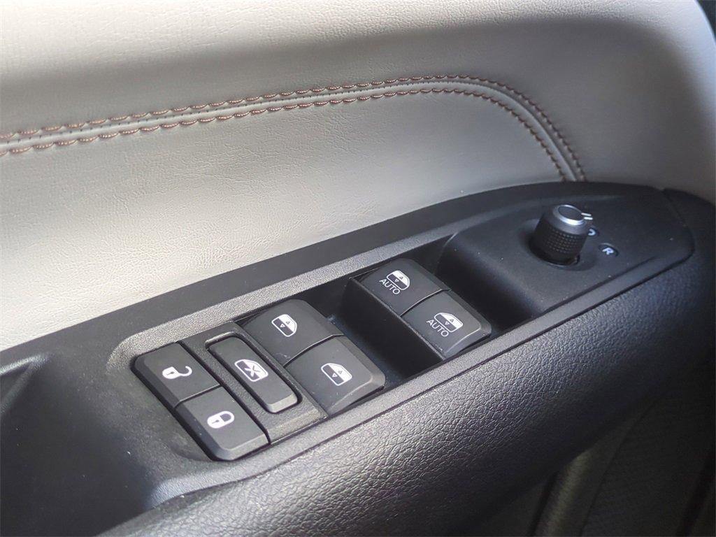 Certified 2022 Jeep Compass Limited image 24