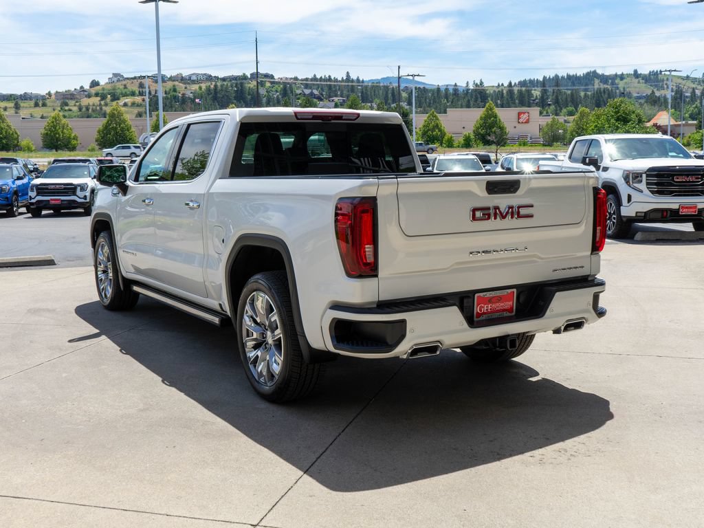 Used 2025 GMC Sierra 1500 Denali w/ Denali Reserve Package AWD/4WD image 5