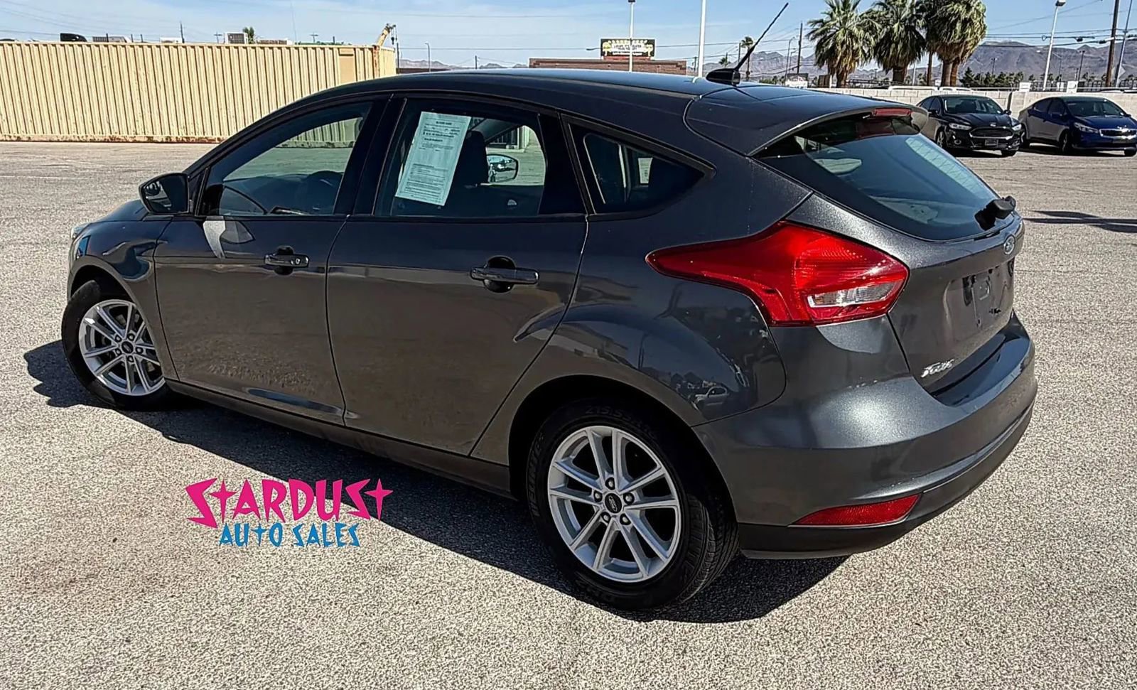 Used 2018 Ford Focus SE FWD image 4
