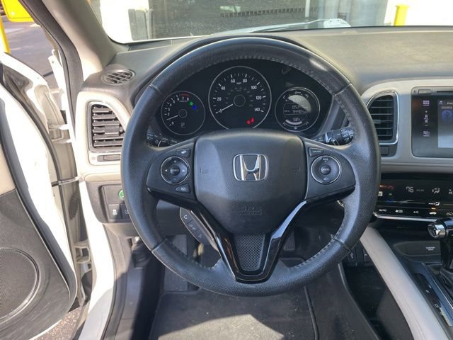 Used 2017 Honda HR-V EX-L image 10