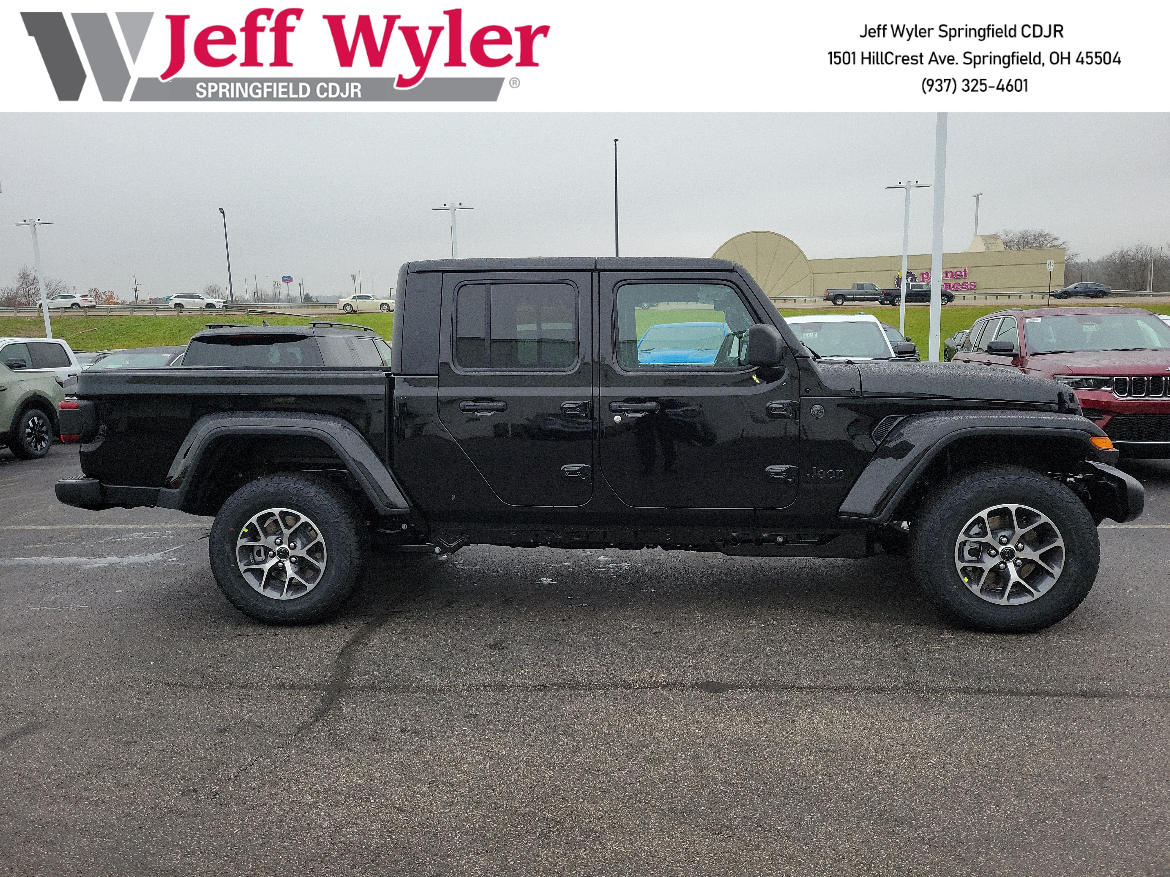 New 2026 Jeep Gladiator Sport AWD/4WD image 3