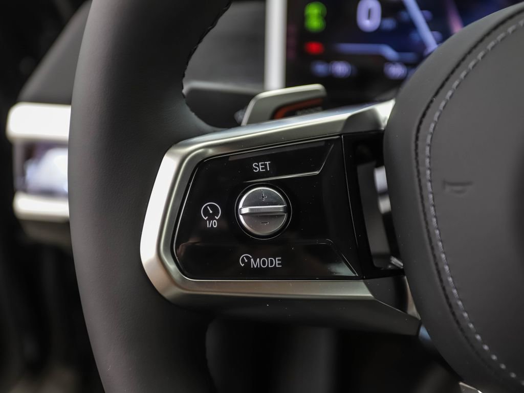 New 2025 BMW i7 xDrive60 image 12