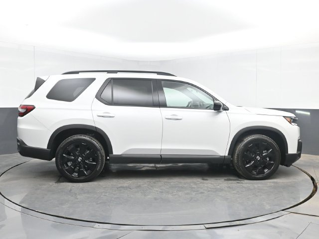 New 2026 Honda Pilot Black Edition image 11
