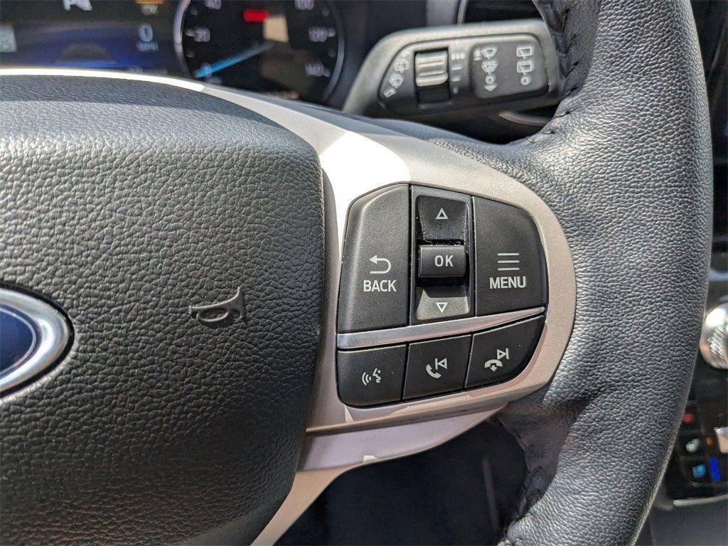 Used 2023 Ford Explorer Limited image 29