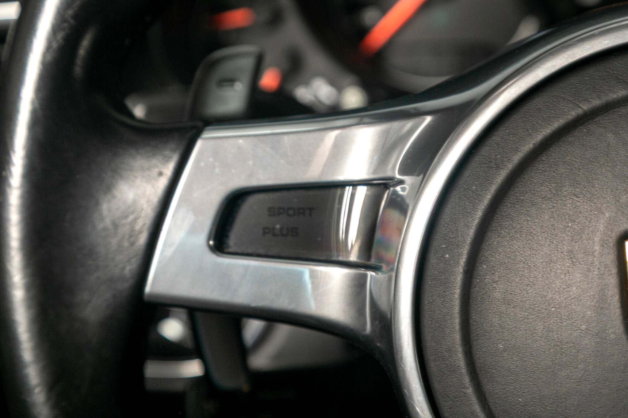 Used 2015 Porsche 911 Turbo image 33