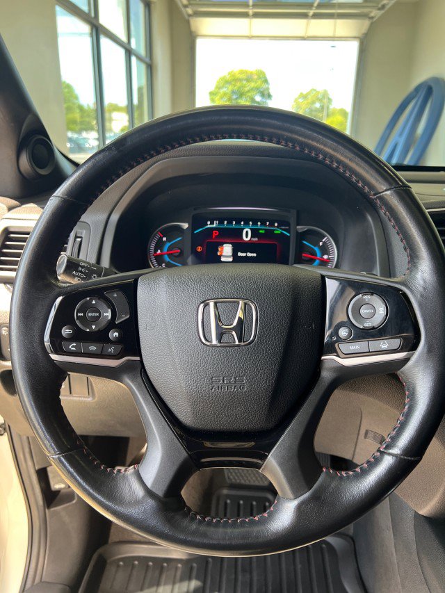 Used 2021 Honda Pilot Black Edition image 19