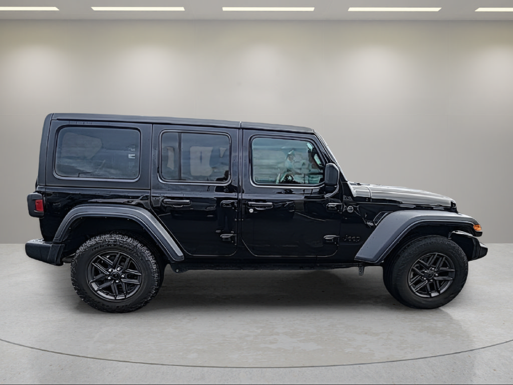 Used 2024 Jeep Wrangler Unlimited Sport AWD/4WD image 10