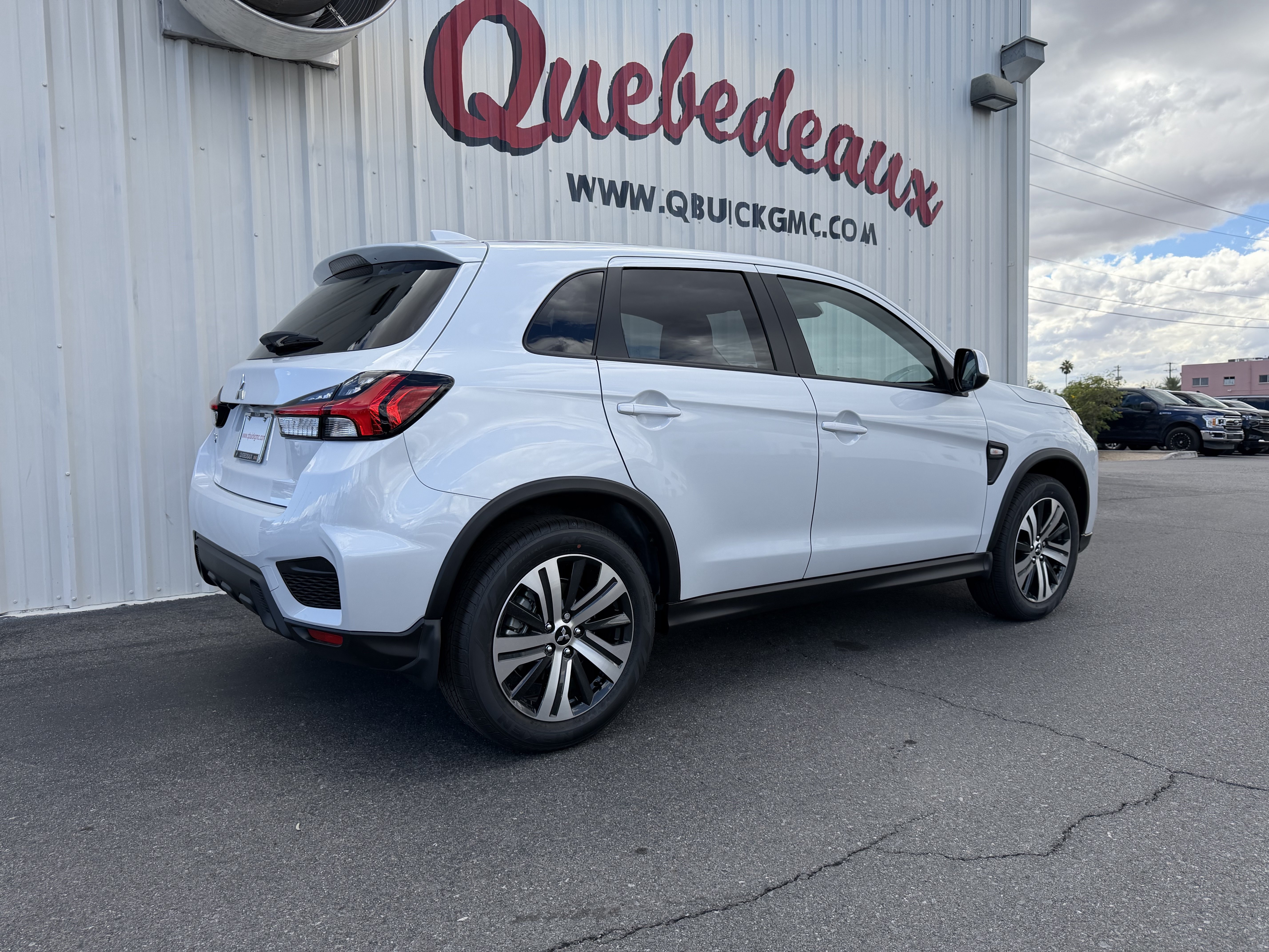 New 2027 Mitsubishi Outlander Sport ES FWD image 4