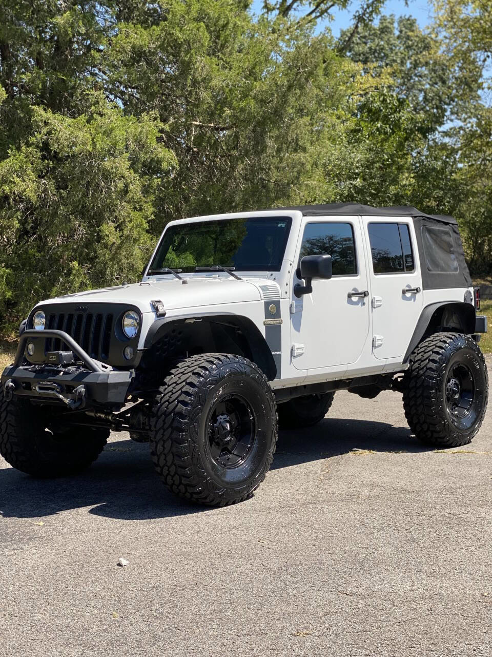 Used 2018 Jeep Wrangler Unlimited Sport image 4
