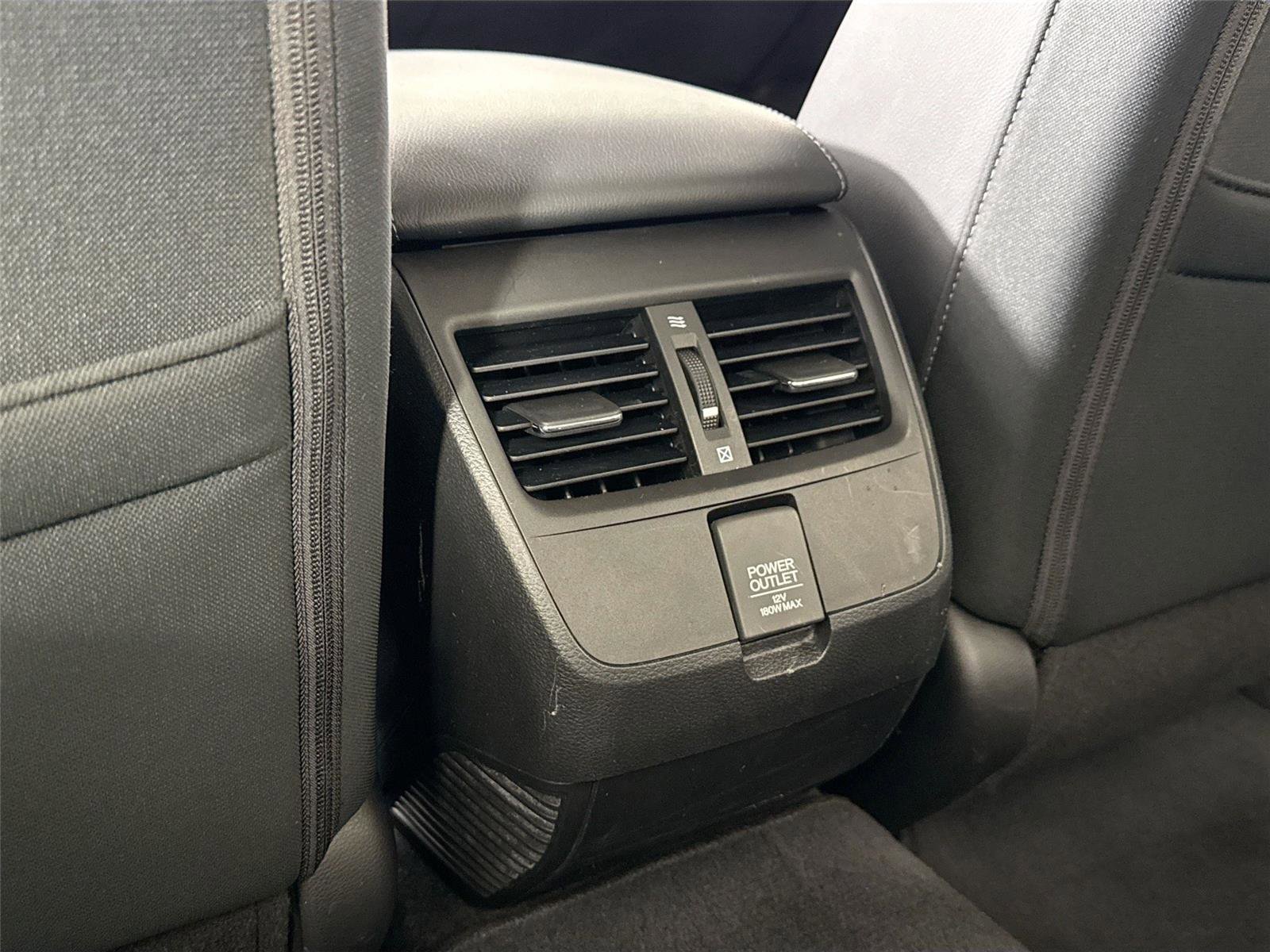 Used 2018 Honda Clarity Plug-In Hybrid image 32