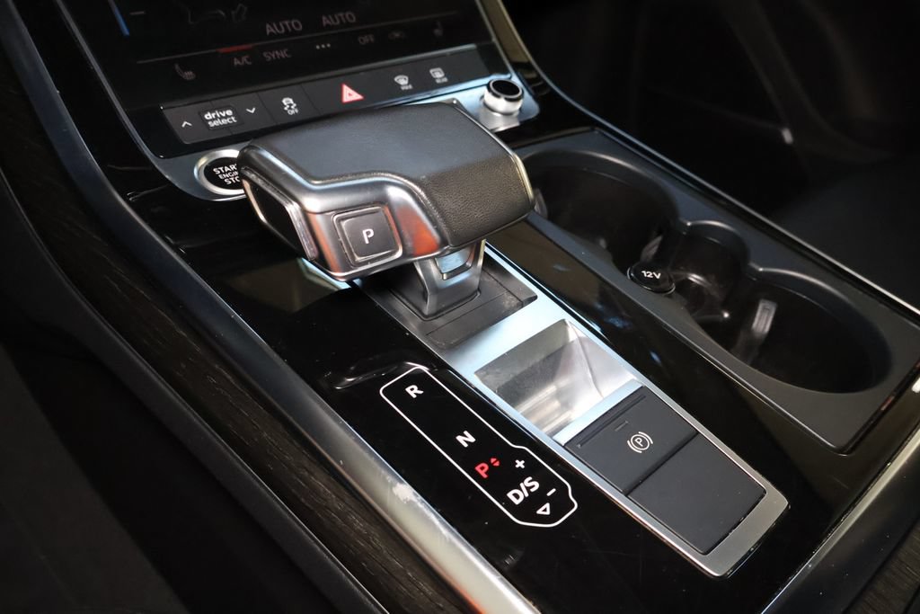 Used 2022 Audi Q7 3.0T Premium Plus w/ Premium Plus Package AWD/4WD image 34
