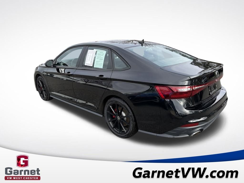 Used 2025 Volkswagen Jetta GLI Autobahn image 3