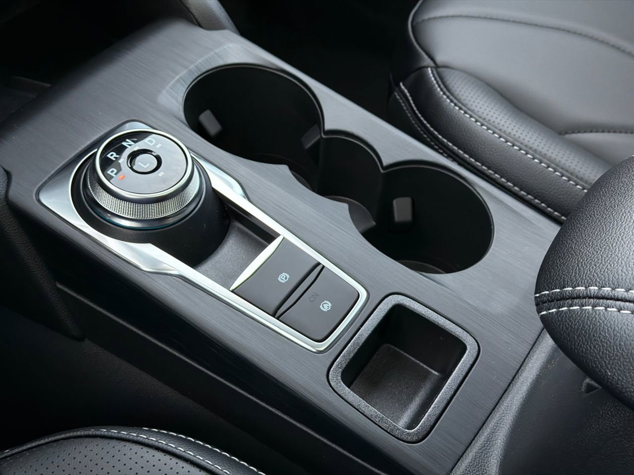 New 2026 Ford Escape Platinum w/ Premium Technology Package image 28