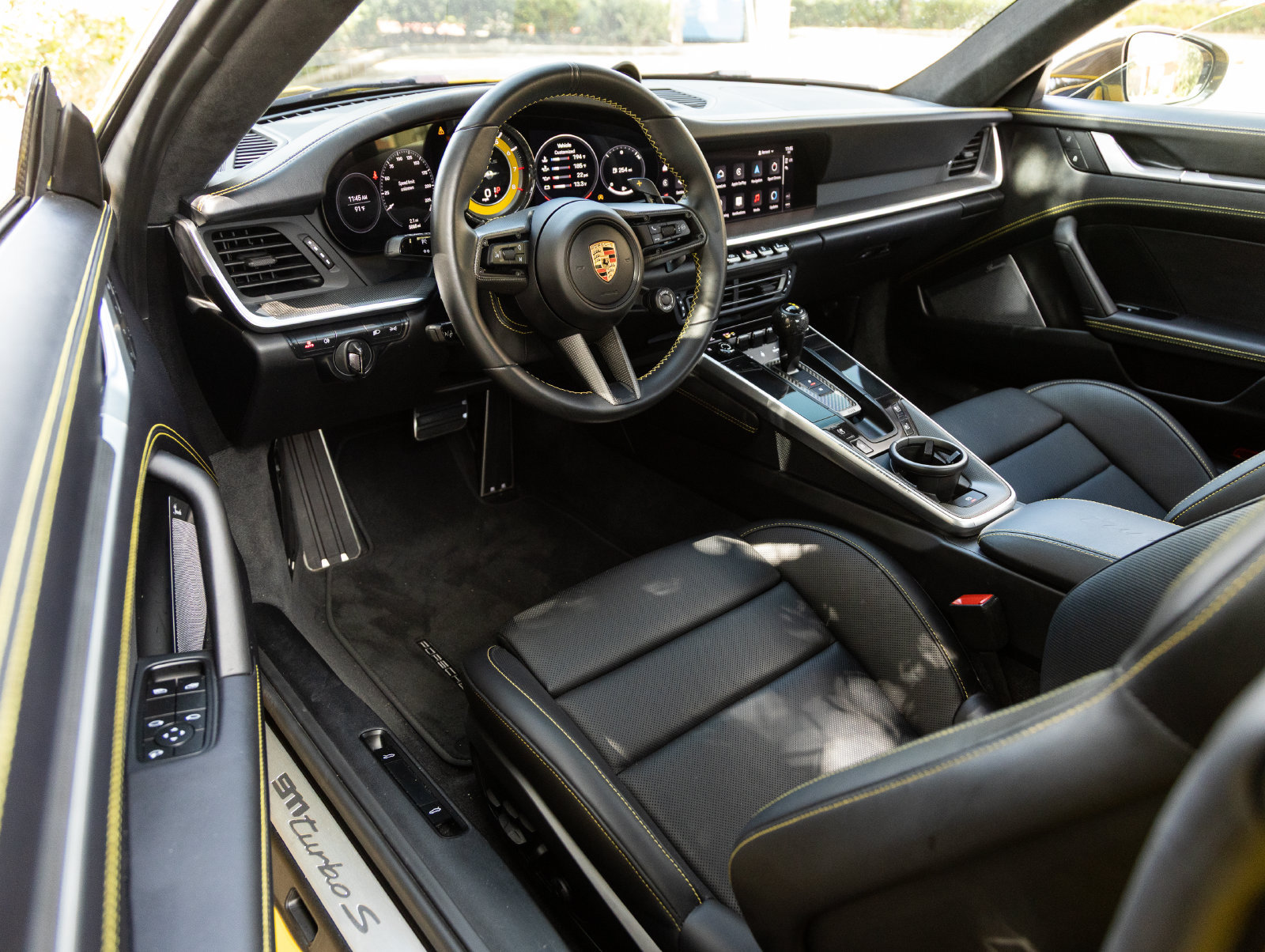 Certified 2023 Porsche 911 Turbo S AWD/4WD image 4