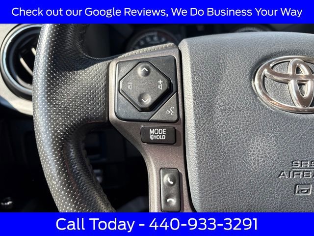 Used 2017 Toyota Tacoma TRD Off-Road image 38