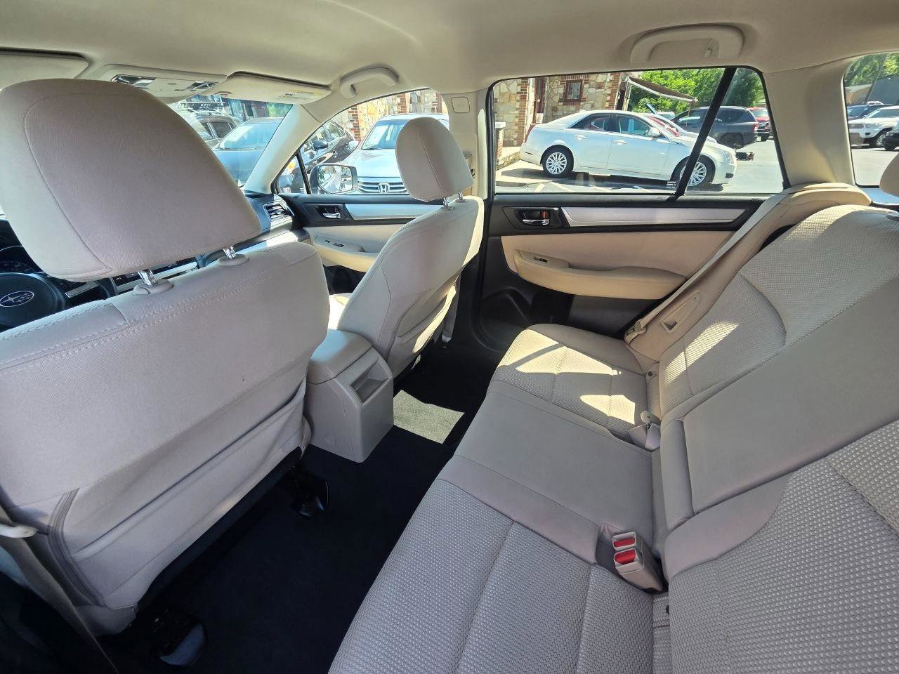 Used 2017 Subaru Outback 2.5i Premium AWD/4WD image 14