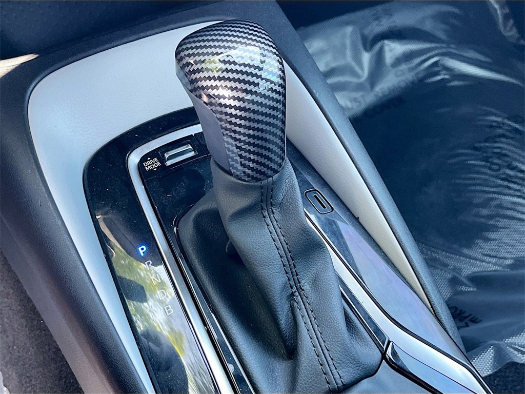 Used 2024 Toyota Corolla SE image 17