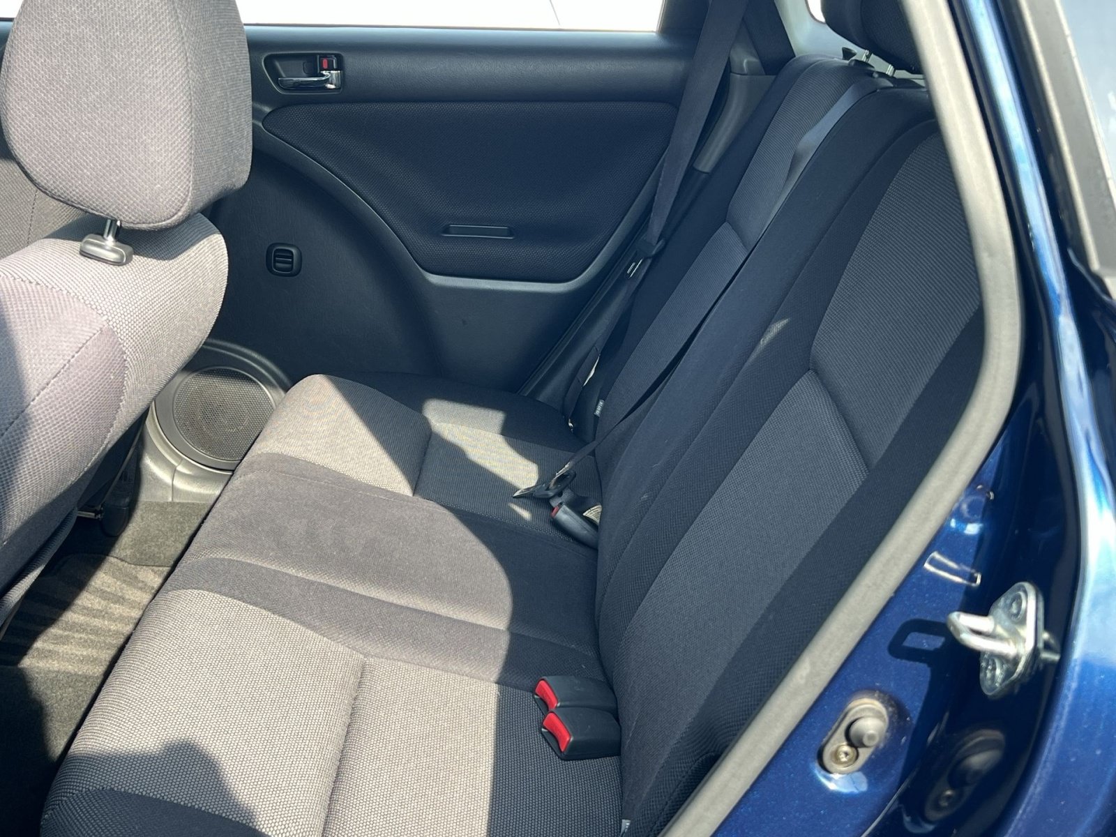 Used 2004 Toyota Matrix XR FWD image 20