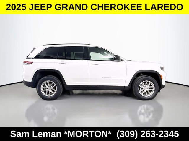 New 2025 Jeep Grand Cherokee Laredo image 8