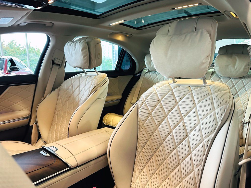 New 2027 Mercedes-Benz S 580 4MATIC Sedan image 6