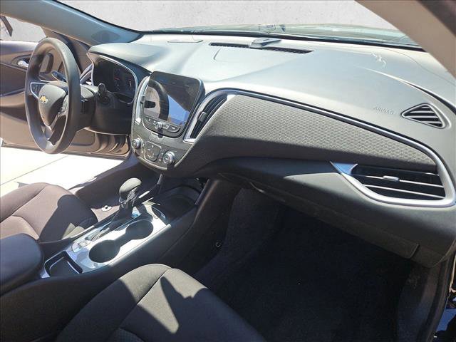 Used 2023 Chevrolet Malibu LS FWD image 27
