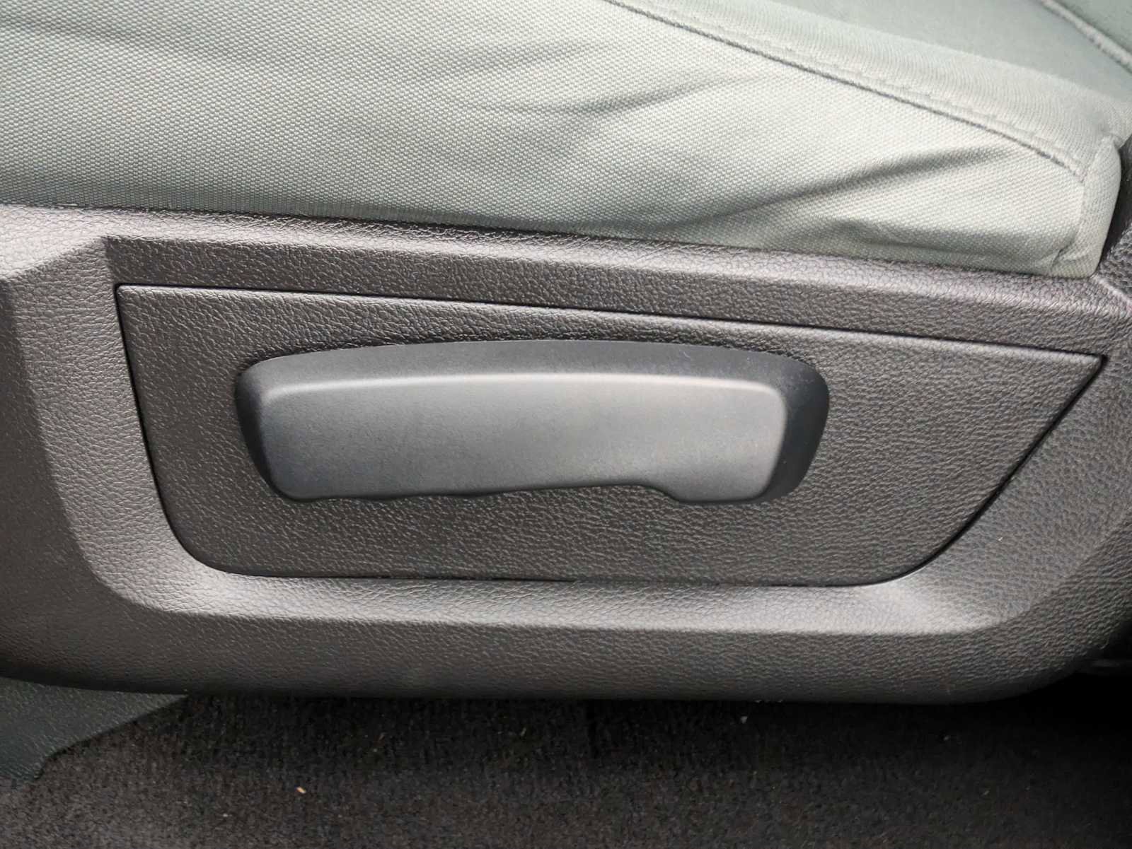 Used 2015 RAM 1500 Tradesman w/ Popular Equipment Group image 17