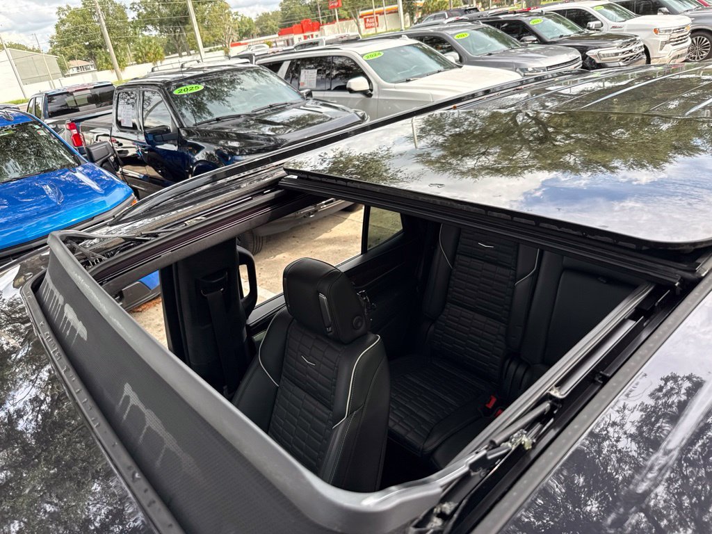 Used 2024 Cadillac Escalade Sport Platinum w/ LPO, ONYX Package AWD/4WD image 83