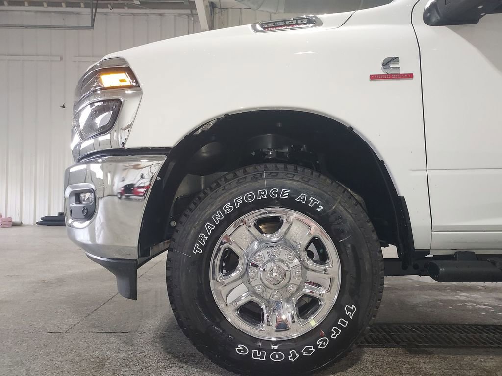 New 2026 RAM 2500 Tradesman AWD/4WD image 16