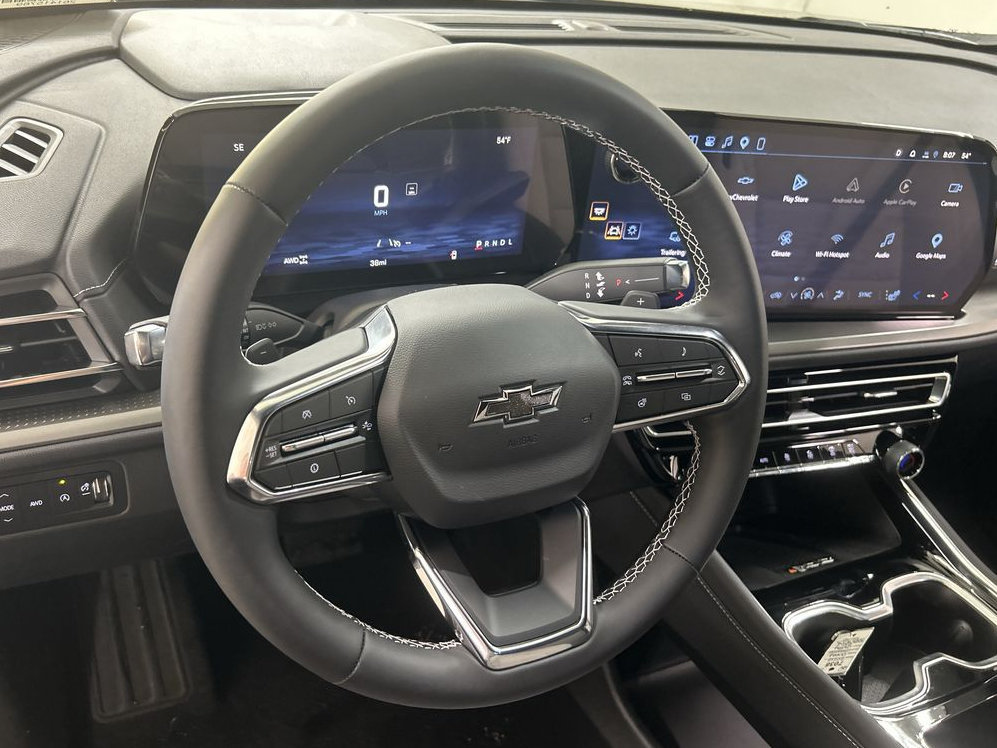 New 2026 Chevrolet Traverse LT w/ Midnight/Sport Edition AWD/4WD image 10