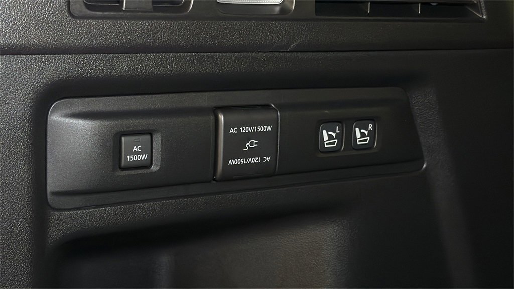 Used 2025 MAZDA CX-70 Plug-In Hybrid w/ Premium Plus image 17