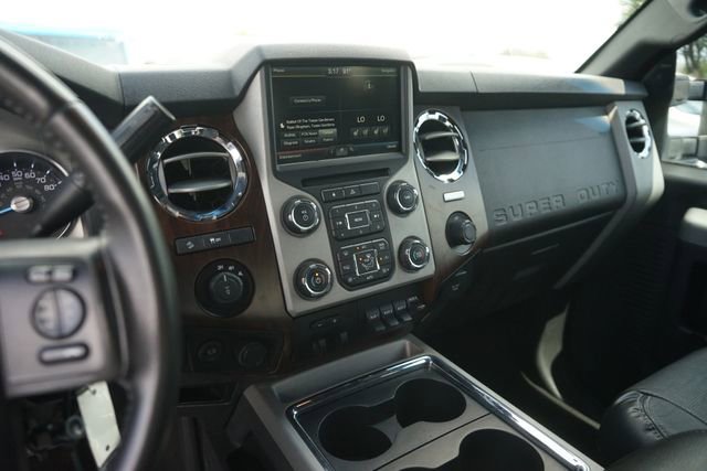 Used 2015 Ford F250 Lariat w/ Lariat Ultimate Package AWD/4WD image 27