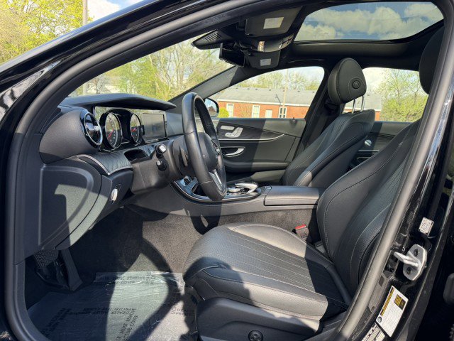 Certified 2019 Mercedes-Benz E 300 4MATIC image 17