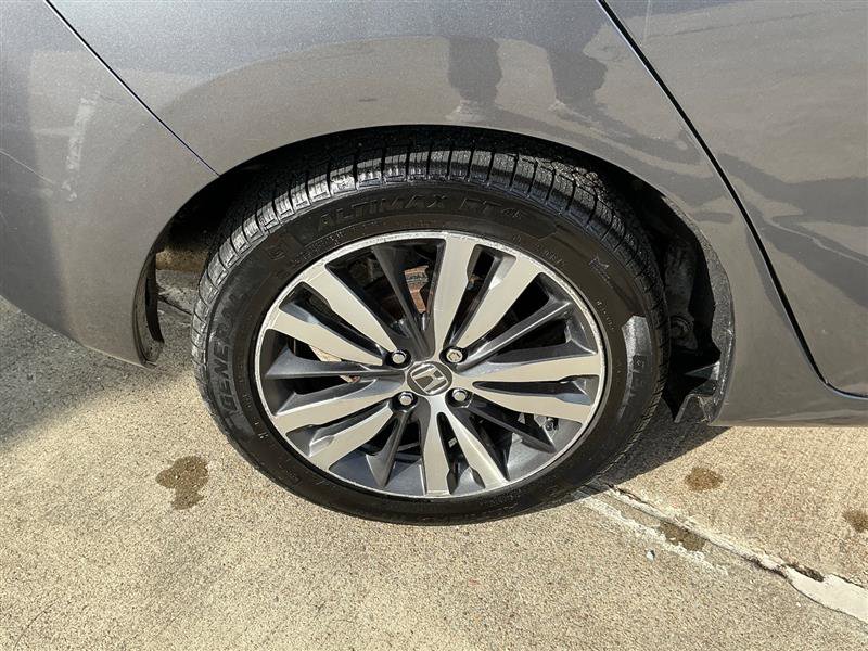 Used 2017 Honda Fit EX-L image 25