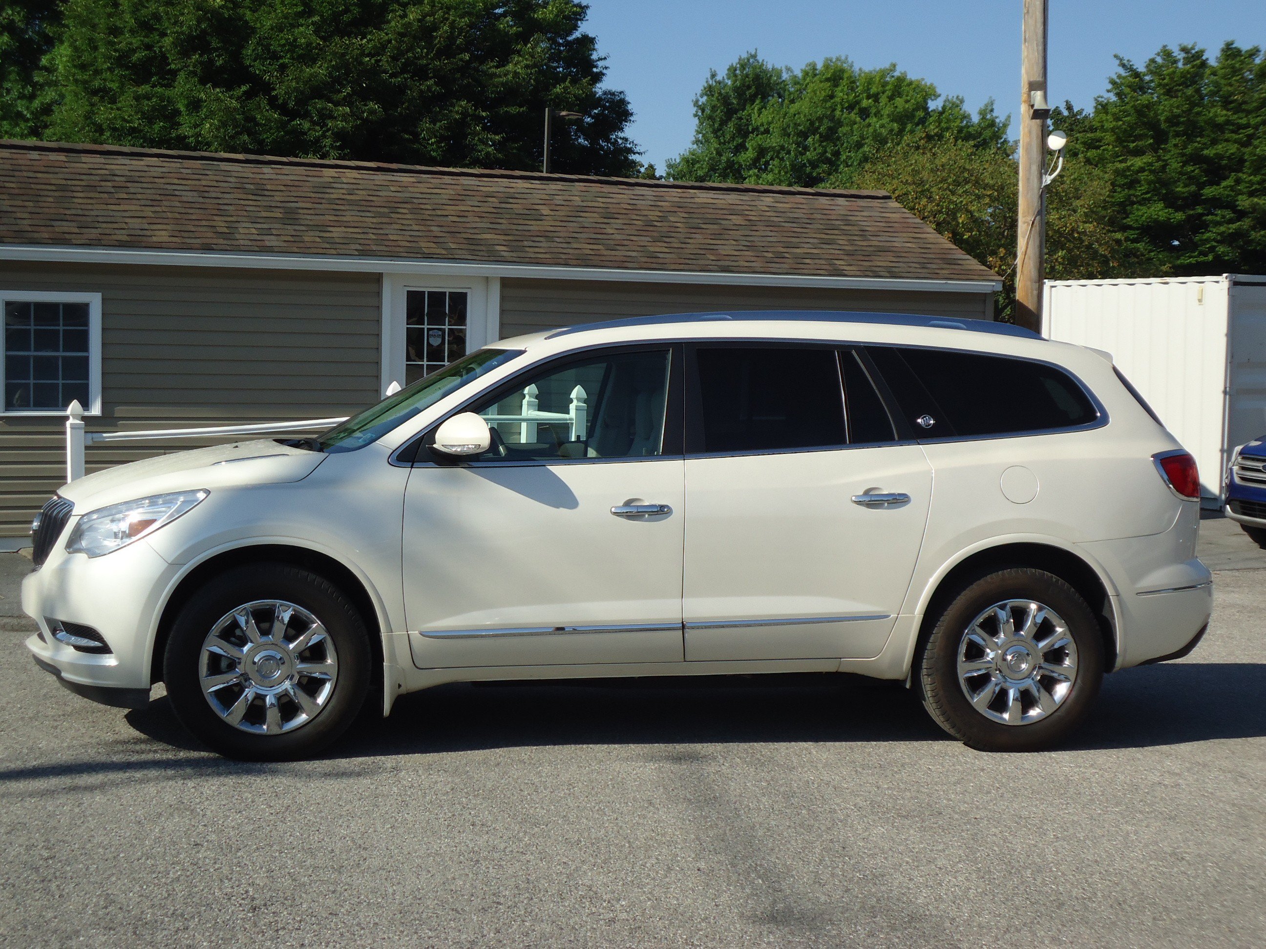 Used 2015 Buick Enclave Premium AWD/4WD image 6