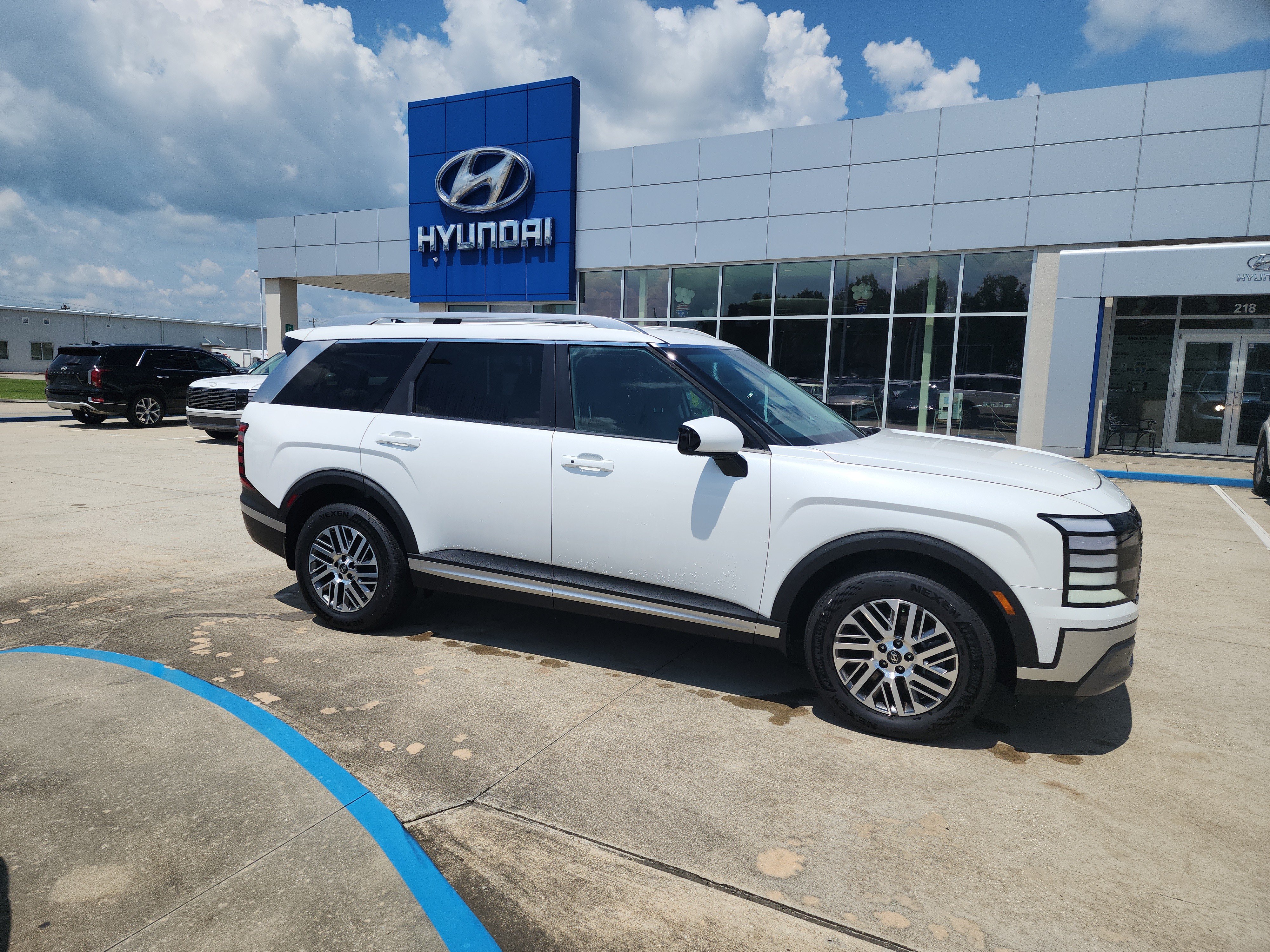 New 2026 Hyundai Palisade SEL FWD image 8