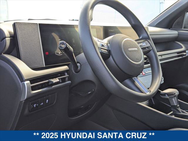 Used 2025 Hyundai Santa Cruz SEL FWD image 12