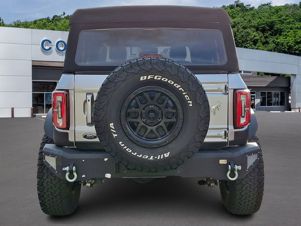 Used 2023 Ford Bronco Outer Banks image 5