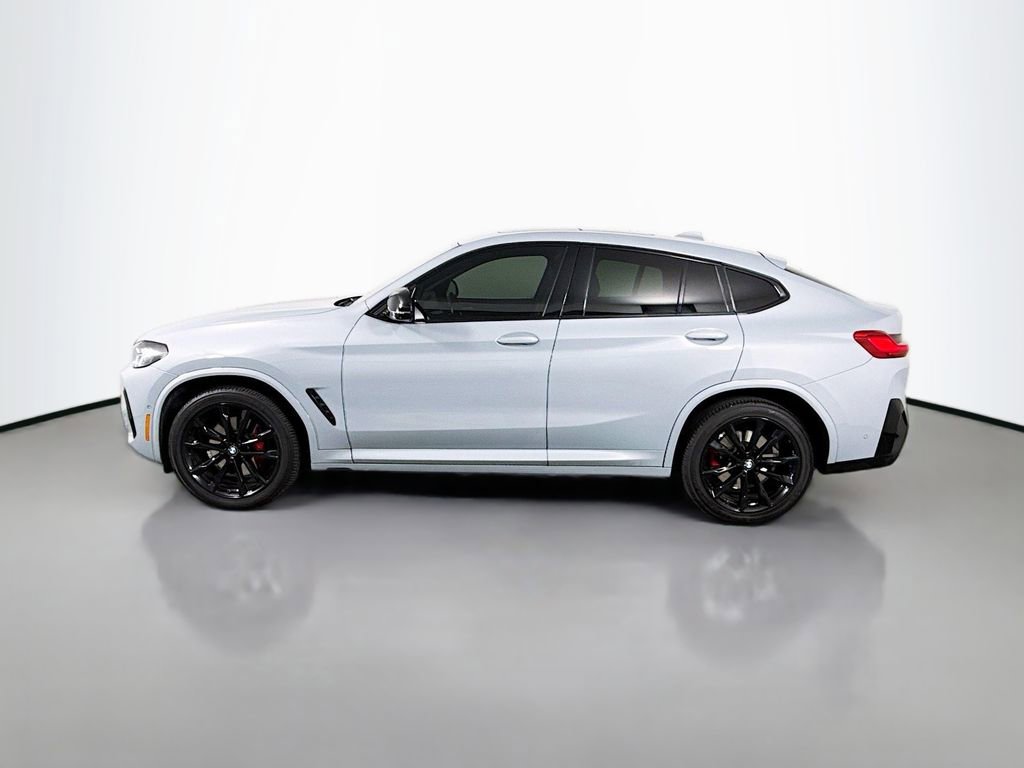 Used 2022 BMW X4 M40i w/ Parking Assistance Package image 8