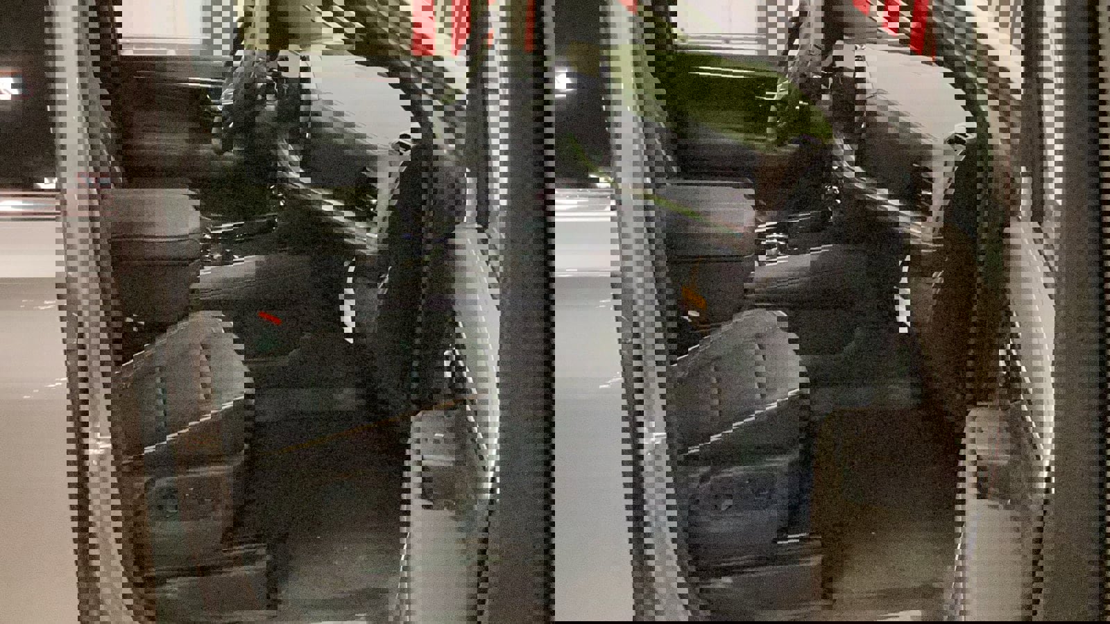 New 2026 Chevrolet Suburban Premier image 20