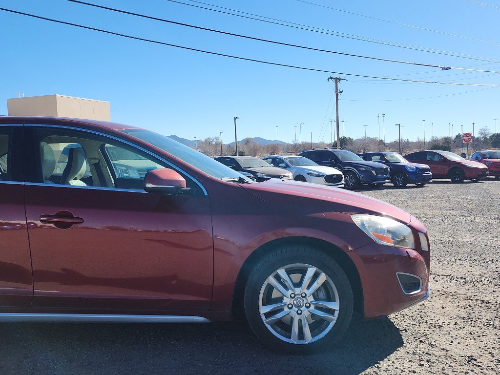 Used 2012 Volvo S60 T5 w/ Sport Appearance Pkg image 4