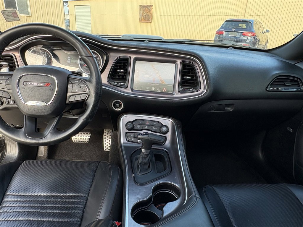 Used 2015 Dodge Challenger R/T Plus image 26