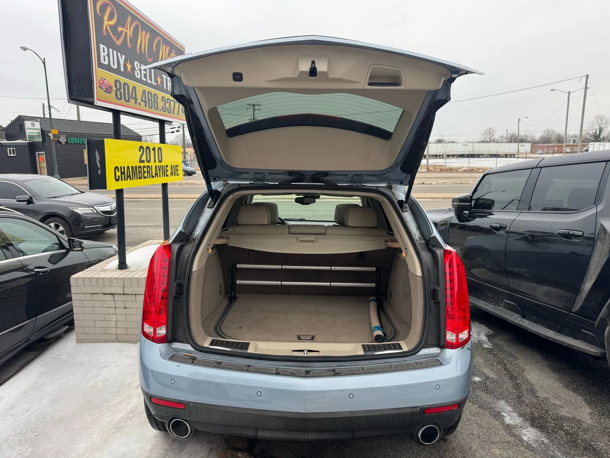 Used 2013 Cadillac SRX Luxury w/ Driver Awareness Package AWD/4WD image 15